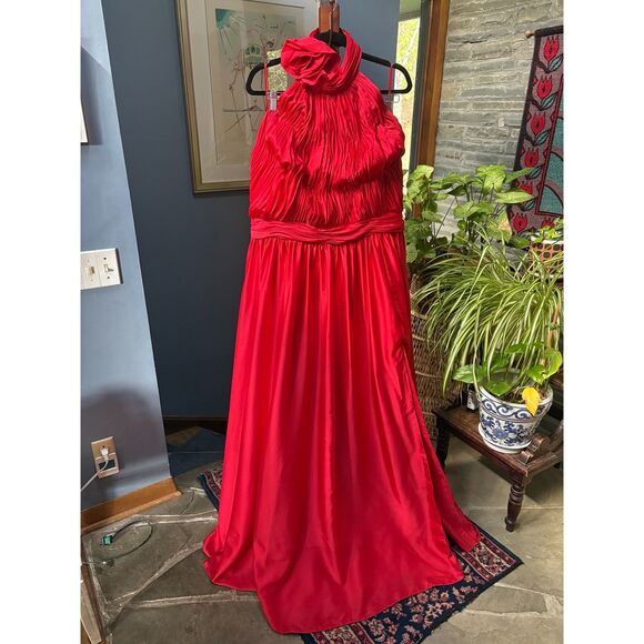 Mac Duggal Women's Rosette Halter Chiffon Evening Gown Size 24 - Picture 4 of 16